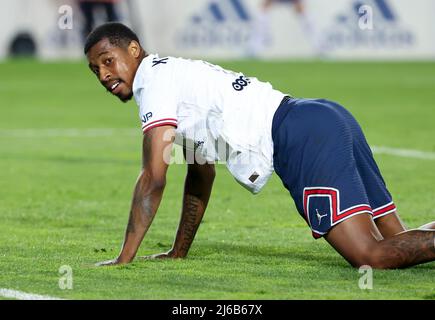 Strasburg, Francia. 29th Apr 2022. Presnel Kimpembe del PSG durante il campionato francese Ligue 1 partita di calcio tra RC Strasbourg Alsace (RCSA) e Paris Saint-Germain (PSG) il 29 aprile 2022 allo Stade de la Meinau di Strasburgo, Francia - Foto Jean Catuffe / DPPI Credit: DPPI Media/Alamy Live News Foto Stock