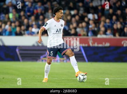 Strasburg, Francia. 29th Apr 2022. Marquinhos del PSG durante il campionato francese Ligue 1 partita di calcio tra RC Strasbourg Alsace (RCSA) e Paris Saint-Germain (PSG) il 29 aprile 2022 allo Stade de la Meinau di Strasburgo, Francia - Foto Jean Catuffe / DPPI Credit: DPPI Media/Alamy Live News Foto Stock