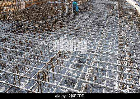 Si riallettano in un cantiere di edilizia residenziale, città di Lucerna, Svizzera Foto Stock