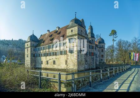 Mitwitz Castello Moato - lato nord-est con il Moat Foto Stock