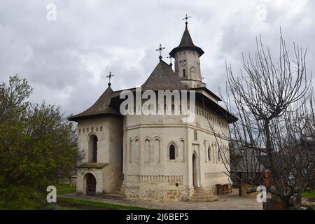 Suceava, una città della regione di Bucovina, Romania: Vecchia chiesa ortodossa Foto Stock