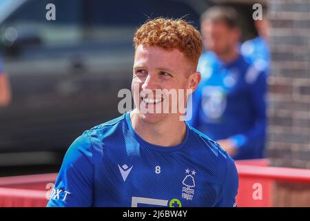 Jack Colback #8 di Nottingham Forest arriva al gioco prima di iniziare Foto Stock