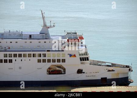 Dover Kent UK 30th aprile 2022. P&o traghetti Pride di Kent e il Pride di Canterbury ancora in porto dopo P&0 Ferries saccheggiato è dover in Francia forza lavoro. Credit: Martin Dalton/Alamy Live News Foto Stock