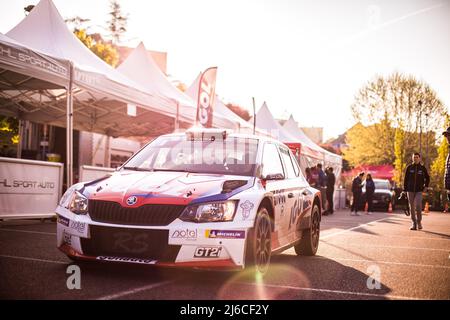 10 ROUILLARD Patrick, ZAZURCA Guilhem, Skoda fabia, ambiente durante il Rallye Rhône Charbonnières 2022, 2nd round del Championnat de France des Rallyes 2022, dal 28 al 30 aprile a Charbonnières-les-Bains, Francia - Foto Bastien Roux / DPPI Foto Stock