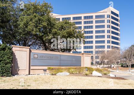 Irving, TX, USA - 20 marzo 2022: Sede di New York Life a Irving, Texas, USA. Foto Stock