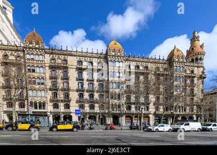 Barcellona, Spagna. Casi Antoni Rocamora, edificio sul Passeig de Gracia. Costruito dai fratelli Bassegoda Foto Stock