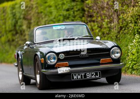 Triumph TR6 partecipa alle classiche auto primaverili Rotary Club beneficenza 'Wye Run' attraverso il Galles e la Wye Valley. Foto Stock