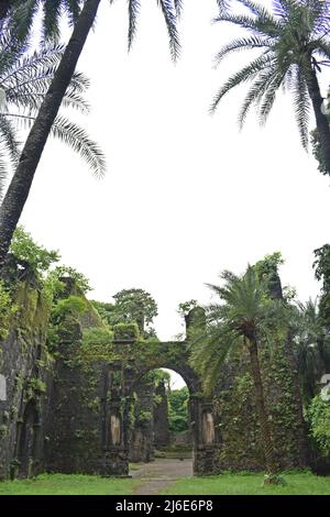 rovina medievale, forte vasai, maharashtra, india Foto Stock