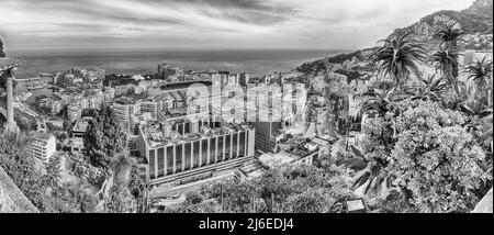 Vista panoramica del quartiere Fontvieille e dello stadio Louis II nel Principato di Monaco, Costa Azzurra, Costa Azzurra Foto Stock