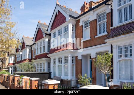 Case a schiera, Udney Park Road, Teddington, London Borough of Richmond upon Thames, Greater London, England, Regno Unito Foto Stock