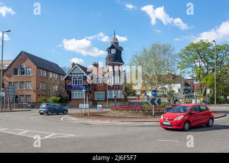 La casa di Clock, Orologio casa rotonda di Farnborough, Hampshire, Inghilterra, Regno Unito Foto Stock