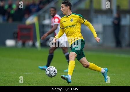 SITTARD, PAESI BASSI - MAGGIO 1: Samy Baghdadi di Fortuna Sittard durante la partita olandese Eredivie tra Fortuna Sittard e Feyenoord allo Stadion Fortuna Sittard il 1 Maggio 2022 a Sittard, Paesi Bassi (Foto di Joris Verwijst/Orange Pictures) Foto Stock