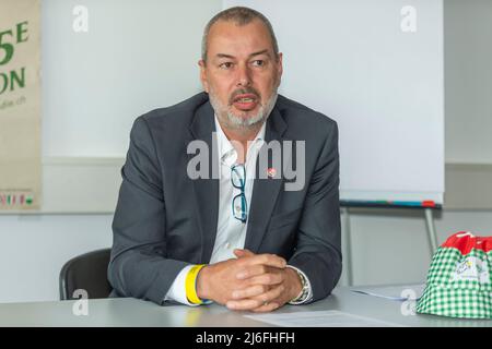 Aigle Svizzera, 05/01/2022: Olivier Senn (Direttore del Tour della Svizzera) Ha spiegato il rapporto tra il Tour di Suisse e il Tour di Romandie e i mezzi che devono essere implementati per sviluppare i vari concorsi in Svizzera con il World Cycling Centre durante il briefing stampa sull'ultima tappa dell'edizione 75th del Tour di Romandie. (Foto di Eric Dubost / Pacific Press) Foto Stock