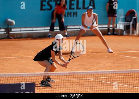 Shuko Aoyama (JPN), 1 MAGGIO 2022 - Tennis : Shuko Aoyama del Giappone durante la partita a doppio 1st contro Kaitlyn Christian of USA e Oksana Kalashnikova della Georgia nei tornei WTA 1000 Mutua Madrid Open tennis al Caja Magica di Madrid, Spagna. (Foto di Mutsu Kawamori/AFLO) Foto Stock