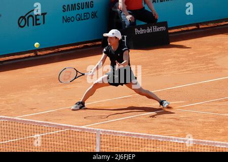 Shuko Aoyama (JPN), 1 MAGGIO 2022 - Tennis : Shuko Aoyama del Giappone durante la partita a doppio 1st contro Kaitlyn Christian of USA e Oksana Kalashnikova della Georgia nei tornei WTA 1000 Mutua Madrid Open tennis al Caja Magica di Madrid, Spagna. (Foto di Mutsu Kawamori/AFLO) Foto Stock