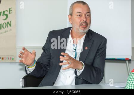 1 maggio 2022, Aigle, World Cycling Centre, Svizzera: Aigle Svizzera, 05/01/2022: Olivier Senn (Direttore del Tour della Svizzera) Ha spiegato il rapporto tra il Tour di Suisse e il Tour di Romandie e i mezzi che devono essere implementati per sviluppare i vari concorsi in Svizzera con il World Cycling Centre durante il briefing stampa sull'ultima tappa dell'edizione 75th del Tour di Romandie. (Credit Image: © Eric Dubost/Pacific Press via ZUMA Press Wire) Foto Stock