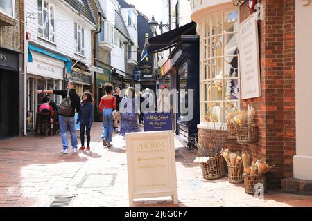 Negozi indipendenti su Meeting House Lane, nei Lanes, a Brighton, East Sussex, Regno Unito Foto Stock