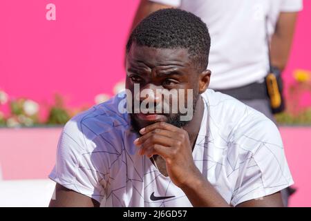 Frances Tiafoe dagli Stati Uniti d'America è visto dopo aver perso il Millennium Estoril Open finale ATP 250 torneo di tennis contro Sebastian Baez dall'Argentina al Clube de Tenis do Estoril.Punteggio finale: Frances Tiafoe 0:2 Sebastian Baez Foto Stock