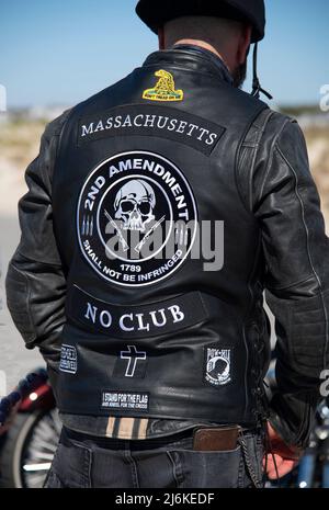 Blessing of the Bikes - West Dennis Beach (Cape Cod)., Una giacca moto personalizzata in pelle Foto Stock