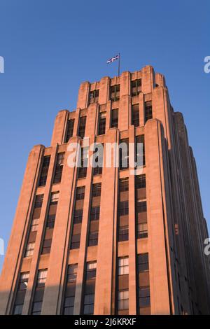 Edificio Aldred all'alba, Old Montreal, Quebec, Canada Foto Stock