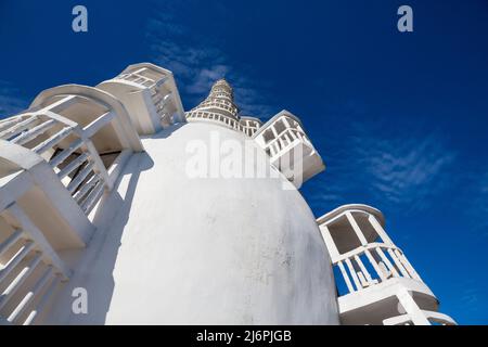 Turista sul tempio di Ambuluwawa nella provincia centrale, Sri Lanka Foto Stock