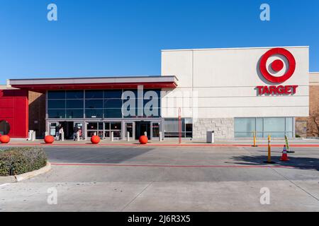 Houston, Texas, USA - 13 marzo 2022: Un punto vendita target a Houston, Texas, USA il 13 marzo 2022. Foto Stock