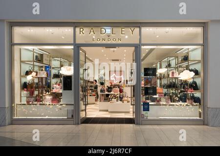 FRONTE del negozio RADLEY London Foto Stock