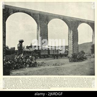 Foto d'epoca dell'acquedotto di Queretaro, Messico un acquedotto del 18th secolo nella città messicana di Querétaro. Foto Stock