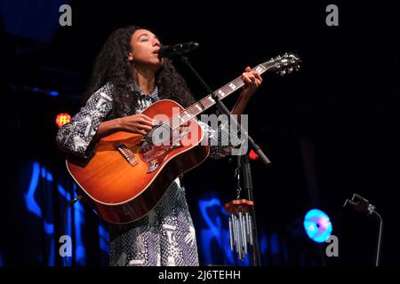 Corinne Bailey Rae si esibisce nella Jazz Arena al Cheltenham Jazz Festival. Aprile 29, 2022 Foto Stock