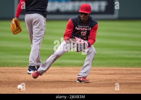 Maggio 3 2022: Washington Infielder Dee Strange-Gordon (9) durante la pre partita con Washington Nationals e Colorado Rockies tenuto al Coors Field di Denver Co. David Seelig/Cal Sport Medi Foto Stock