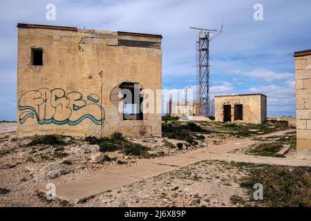 La vecchia stazione radar sul crinale di Marfa, Mellieha, Malta Foto Stock