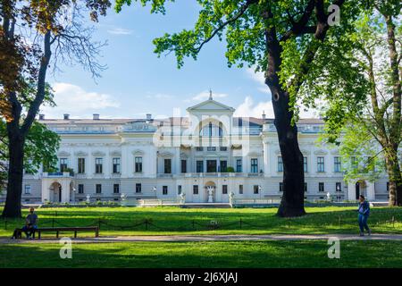 Wien, Vienna: park Liechtenstein, palazzo giardino per la vedova del principe di Heinrich von Ferstel nel 09. Alsergrund, Vienna, Austria Foto Stock