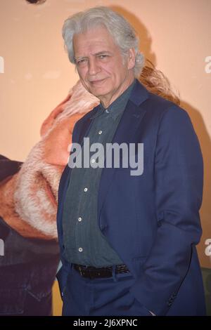 Fabrizio Bentivoglio partecipa alla prima del film 'Settembre' allo Space moderno Cinema il 03 maggio 2022 a Roma. Foto Stock