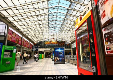 Stazione ferroviaria Gare du nord di Parigi Foto Stock