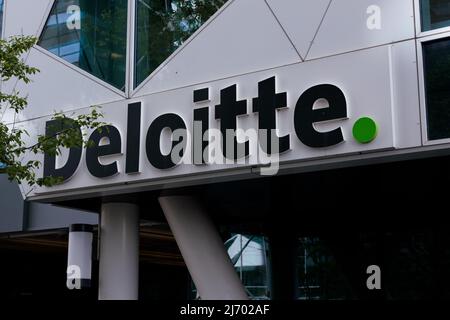 Oslo, Norvegia. 29 aprile 2021: Deloitte Office, deloitte fa tassazione contabilità, Consultanc e consulenza finanziaria. Foto Stock