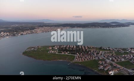 Vista aerea dell'isola di Balikesir Ayvalik e di Cuda. Foto Stock