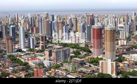 Edifici nello skyline di Belém, Pará, Amazzonia, Brasile. Foto Stock