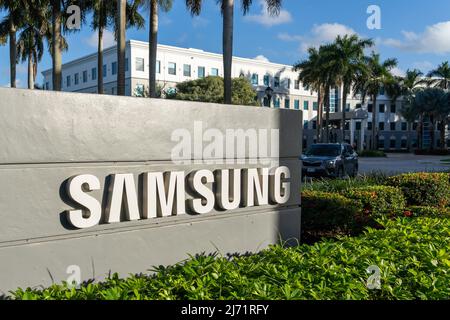 Doral, Fl, USA - 1 gennaio 2022: Firma dell'ufficio di cooperazione Samsung Electronics in America Latina a Doral, Fl, USA. Foto Stock