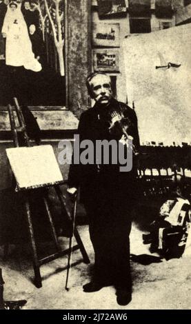 1905 ca , Parigi , FRANCIA : il celebre pittore post-impressionista francese nel pittore Naive o primitivo HENRI ROUSSEAU le Douanier ( 1844 - 1910 ) nel suo atelier che suona il violino . Foto di sconosciuto . Il DOGANIERE - NAIF - ARTS - ARTI VISIVE - ARTE - BELLE EPOQUE - POST-IMPRESSIONISMO - Francia - RITRATTO - RITRatto - STORIA - FOTO STORICHE - atelier - studio d'arte - violino - cavalletto - tripode --- Archivio GBB Foto Stock