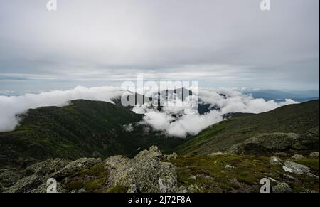 Vista dalla vetta del Monte Washington, White Mountains, New Hampshire Foto Stock