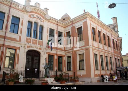 Scuola elementare a Brindisi, Italia Foto Stock