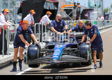 Miami, Florida, Stati Uniti. 5th maggio 2022. Miami, US, 05/05/2022, Miami International Autodrome, Miami, Stati Uniti il 5 maggio 2022, Alex Albon 23 (GBR), Williams FW43B auto durante LA FORMULA 1 CRYPTO.COM MIAMI GRAND PRIX 2022, Phil Duncan credito: Ogni secondo Media / Alamy Live News Foto Stock