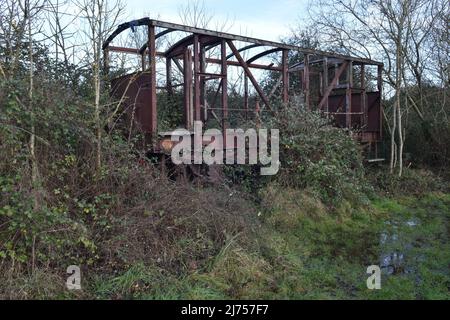 Abbandonato materiale rotabile sulla via Colliers, tra Frome e Radstock, Somerset, Inghilterra, Regno Unito Foto Stock
