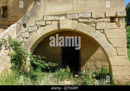 Cava di estrazione in pietra romana per la costruzione del ponte dell'acquedotto del Gard Foto Stock