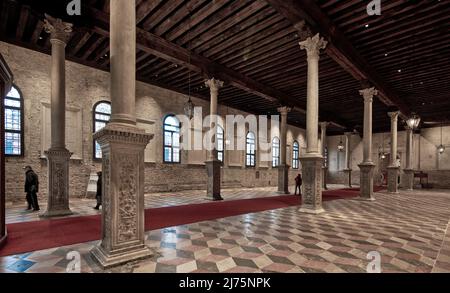 Italien Venedig Scuola Grande di San Marco -139 erbaut 1488-90 von Pietro Lombardi bis 1495 von Mauro Codussi Eingangshalle rekonstruiert im 19 JH sei Foto Stock