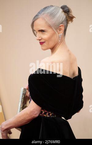 Elizabeth McGovern partecipa alla prima mondiale di 'Downtown Abbey: A New era' a Cineworld Leicester Square il 25 aprile 2022 a Londra, Inghilterra. Foto Stock