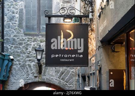 Kilkenny, Irlanda- 20 aprile 2022: Ristorante Petronella a Kilkenny Irlanda. Foto Stock