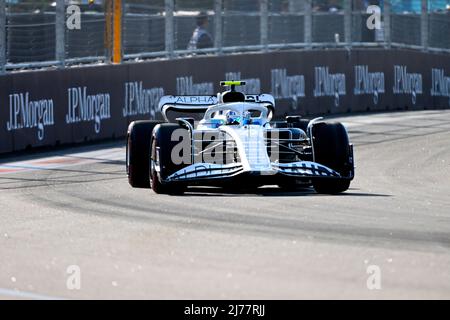 6th maggio 2022; Miami, Florida, USA; il driver della Scuderia AlphaTauri Yuki Tsunoda durante una sessione di prove per il Gran Premio di Miami di Formula 1 CRYPTO.COM Foto Stock