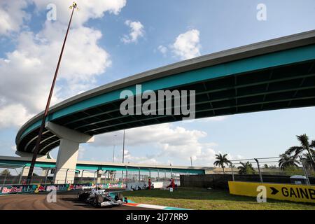 Miami, Stati Uniti. 06th maggio 2022. Yuki Tsunoda (JPN) AlphaTauri AT03. Gran Premio di Miami, venerdì 6th maggio 2022. Autodromo Internazionale di Miami, Florida, Stati Uniti. Credit: James Moy/Alamy Live News Foto Stock