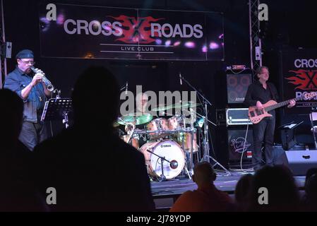 Concerto di Dave Weckl â&#X80;&#X93; progetto Tom Kennedy al Crossroads Live Club di Roma, ItalyMaggio 06, 2022 Foto Stock